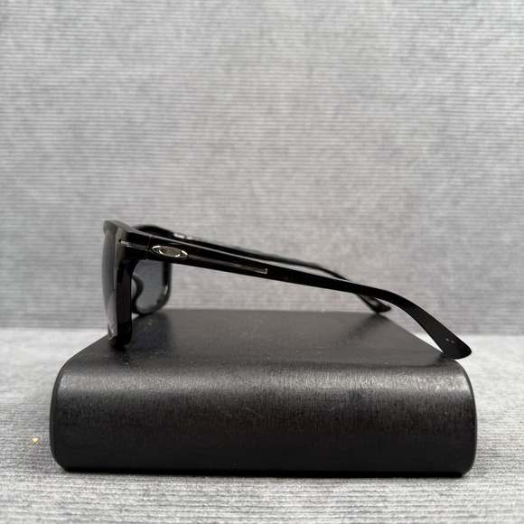 Oakley Drop In Sunglasses Polished Black Polarized Cat Eye OO9232-01 main image 10